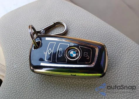 2014 BMW 320I z USA, uszkodzony, nr VIN WBA3B1C57EK134713